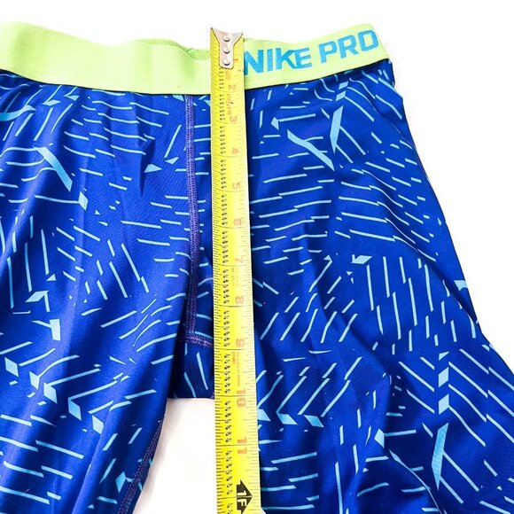 Nike Pro cool tracer print compression capri and angle graphic Capri Small - Picture 11 of 12
